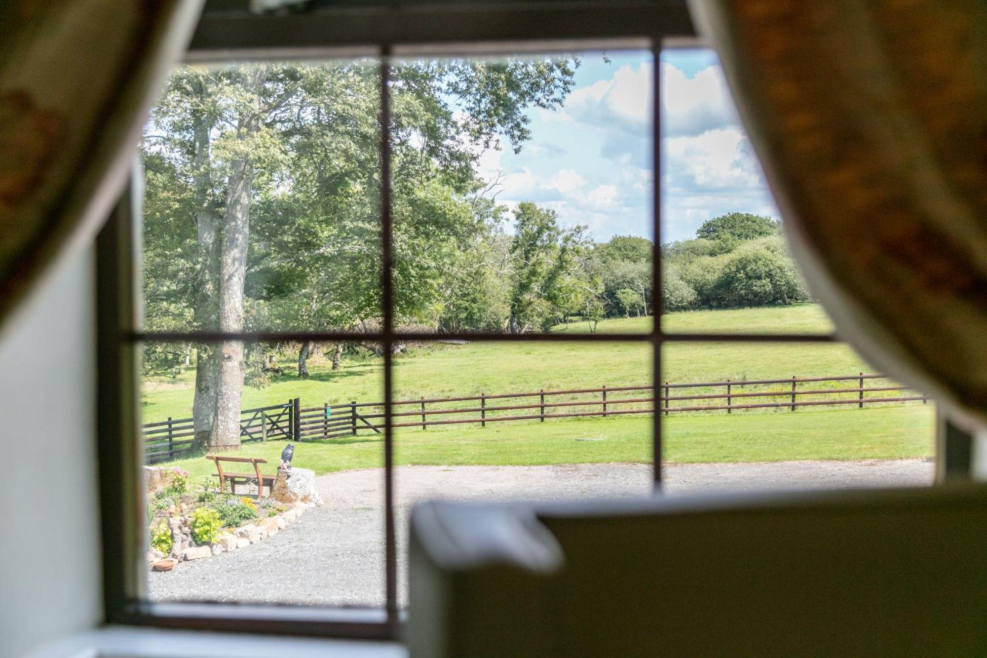 East Hook Farmhouse Haverfordwest Εξωτερικό φωτογραφία